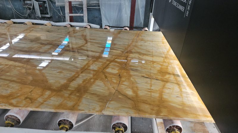 Locating the figure — Giallo Siena marble in processing