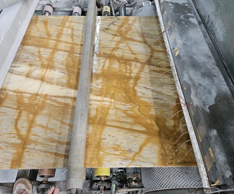 Locating the figure — Giallo Siena marble in processing