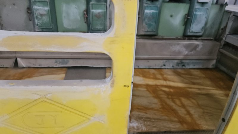 Raising the slab — Giallo Siena marble in processing